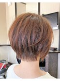 ショートボブ