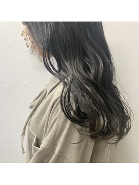 ネウィ 京橋(newi) 【newi+uta京橋】 透明感抜群☆ダークグレー お洒落黒染め