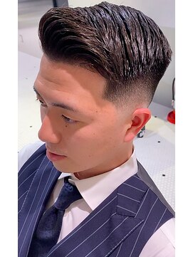 フランクスバーバーリザーブ 人形町店(FRANK’S BARBER RESERVE) クラシカルサイドパートハイスキンフェードバーバースタイルS