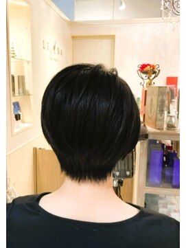 リアナ ヘアーアトリエ(LIANA Hair Atelier) 艶髪＊レイヤーショート[白髪染め/髪質改善/小顔カット]