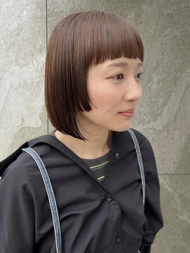 トップヘアーテラス(TOPHAIR TERRACE) ボブにオン眉が可愛い、顔まわりステップカット!