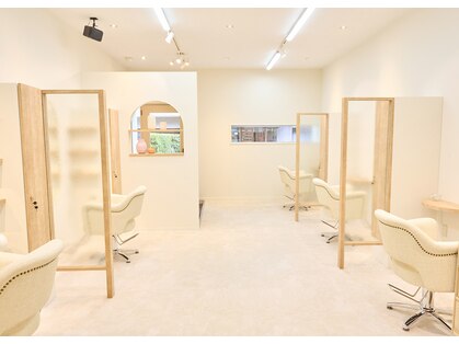 シアアルン 新小岩店(SHEER alun)の写真