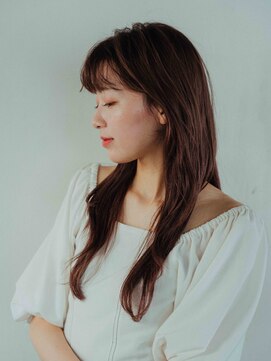 アマリス(Amaris) フェイスレイヤーロング20代/30代/40代/庭瀬