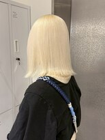 ベレーザ 渋谷(BELEZA) 13542ブリーチ&ダブルカラー韓国レイヤーホワイトブロンド