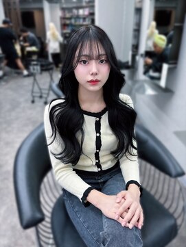 エミーバイモアムー(Emmie byMoremuu) 【あいり】レイヤースタイル