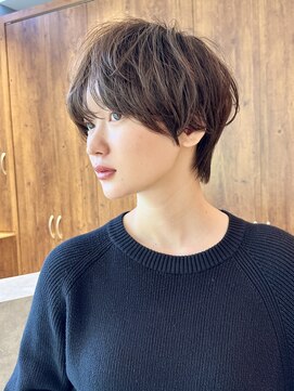 ビュートリアム 南青山(BEAUTRIUM) マッシュショートショートヘア分け目なしショート30代40代50代