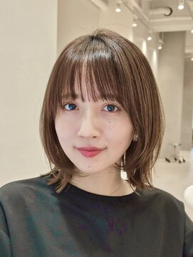 ソワネ 表参道(soigne) 表参道酸性ストレートミディアムボブ髪質改善アッシュグレー30代