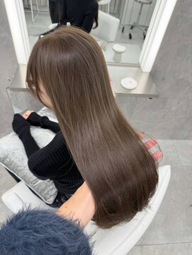 マウルルナ(MAEUL luna) 大人ガーリー似合わせミディアムレイヤー　ダークアッシュ