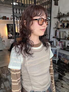 アンドスタイル(&style) 【TSUJI】レイヤーカット 顔周り ロングパーマ ミディアムパーマ
