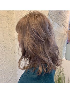 ペネロープ(Penelope) 【ペネロープ新宿】柔らかいシアーベージュ　　takumi