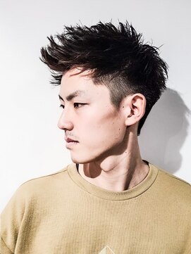 フジヤマ バーバー ショップ(FUJIYAMA BARBER SHOP) ツイストパーマ七三オールバックコンマヘア