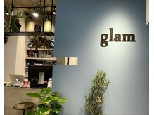 グラム(glam)の雰囲気（シンプルで落ち着ける空間です！）