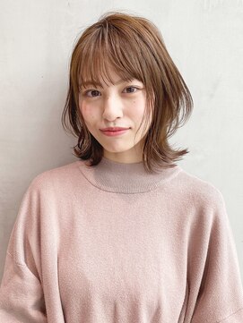 アイティー バイ アルバム 中野店(IT by ALBUM) 外ハネショート_ハイライトカラーセミウェットウェーブ_57188