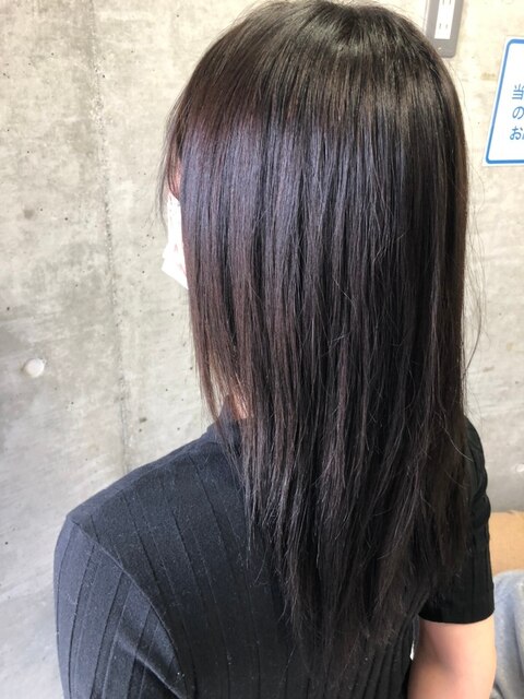 黒髪暗髪ナチュラルストレートロングツヤ感切りっぱなし耳掛け