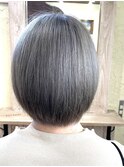 ハイトーングレージュ
