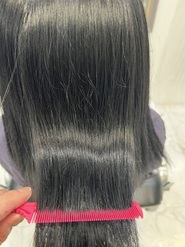 エスカーラ 表参道(THE ESCALA) @m_ayu/黒髪/地毛風/ブルーブラックカラー/タビラマユミ