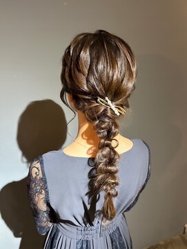 ヘアメイク ギャリス 北新地店(HAIR MAKE SALON Gallis) 編み下ろしスタイル☆