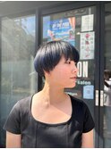 ブルーブラック