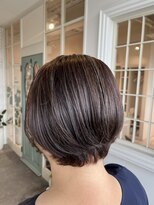 ユイバイラドンナ(Huit by LADONNA)&nbsp;カール/セミディ/シアーカラー/姫カット/各務原美容室