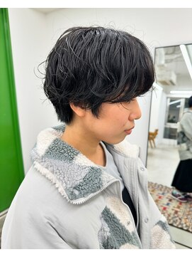 シカ(sica) ショートでニュアンスパーマ