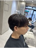 曲がる縮毛矯正でピンピンにならない自然な毛流れ