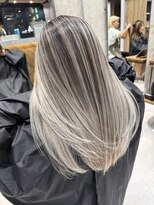 ルーフアクト(LUFE act)&nbsp;大人上品なホワイトシルバーバレイヤージュ