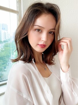 アフロート エル 大阪(AFLOAT L) かきあげ前髪×ミディアムレイヤーカット！　30代40代