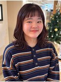 オン眉ミディアムウェーブヘアブリーチなしレッドブラウン