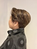 ハートボックス 四谷店(Heart box) 白髪ぼかしショートヘア