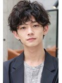 メンズショート　ショートセンターパート　サーフカールパーマ　