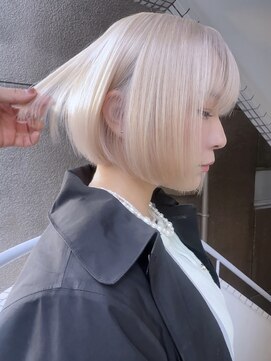 イエナ 渋谷(IENA) ピンクメッシュ暖色ハイライトショートボブシースルーヘアカラー