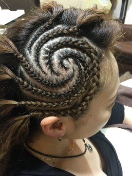 ヘアラボナチュラ(hair Labo natura) コーンロウ