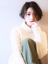 ドロップ(drop) 伸ばしかけ、前下がりセンターパートショート
