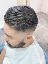 ウーロス(uros.) かき上げ前髪☆フェードカット