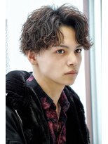 フィフス 原宿(fifth)&nbsp;波巻きスパイラルパーマツイストパーマメンズセンターパート