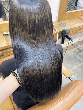 ニューラインギンザ(New-Line 銀座) ★廣中優奈★絹髪ロング　髪質改善　ニュアンスカラー