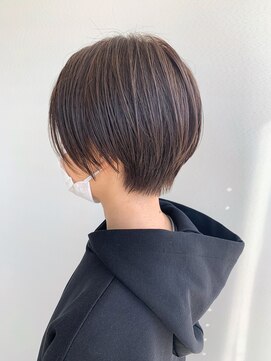 エバーグリーン(ever Green) コンパクトショート×グレージュカラー