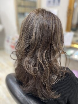 ヴォーグロジック(VOGUE LOGIC) 白髪ぼかしハイライト