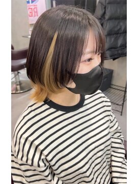 ヲタクに美容室は難しい。 ウルフカット×インナーカラー