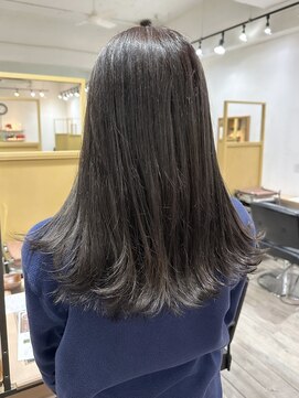 フェリア 梅田(FERIA) 【梅田 茶屋町】グレージュカラー/抜け感カラー