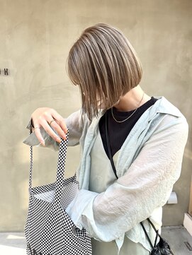 スムーク(smuk) 【smuk/スムーク】ミニボブ/ハイトーンベージュ