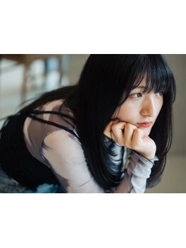 新導入トリートメント！カラーしながらさらさら、ツヤツヤな潤いの溢れるヘアスタイルに♪