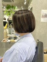 ラック(LUCK)&nbsp;ミニボブベージュハイライト/船橋/くすみベージュ/プツッとボブ