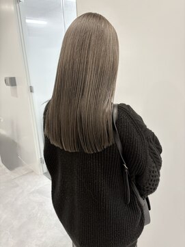 シー バイ ラヴィズム けやき通り1号店(Sea by LUVISM) ケアブリーチ　ダブルカラー　ミルクティーベージュ