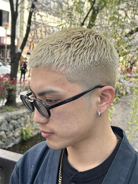 フリークバーバーショップ 河原町三条店(FREAK BARBER SHOP) スペインカール/スパイキーショート/フェザーパーマ/河原町三条K