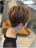ベリーショート、イエローカラー