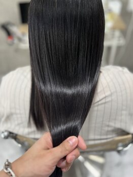リット(lit.)の写真/クセ毛や髪のお悩みを解消してくれる縮毛矯正！髪質改善メニューで憧れのサラサラストレートヘアに♪
