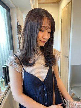 スケール(SCALE) アッシュグレージュにレイヤーカット