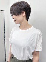 ラウンジ モリオ イケブクロ(Lounge MORIO Ikebukuro)&nbsp;＊前下がりショートハンサムショートセンターパート丸みショート