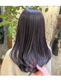 ツヤ感たっぷりラベンダーグレージュ×ナチュラルロング